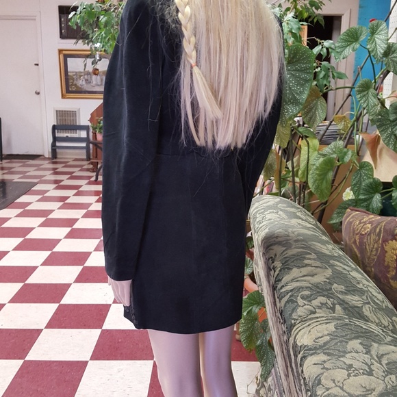 Vintage  Quality Suede Bolero and mini skirt set. Small. - Picture 4 of 8